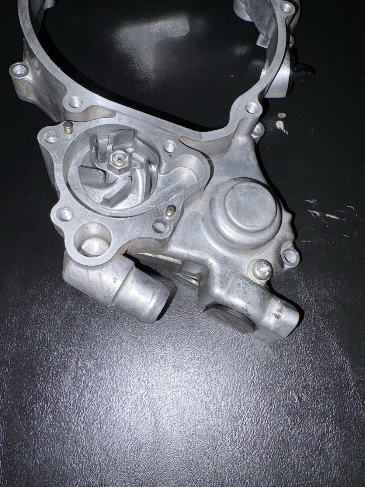 2002 Honda Cr125r Inner Intermediate Clutch Right Case Cover Water Pump Housing