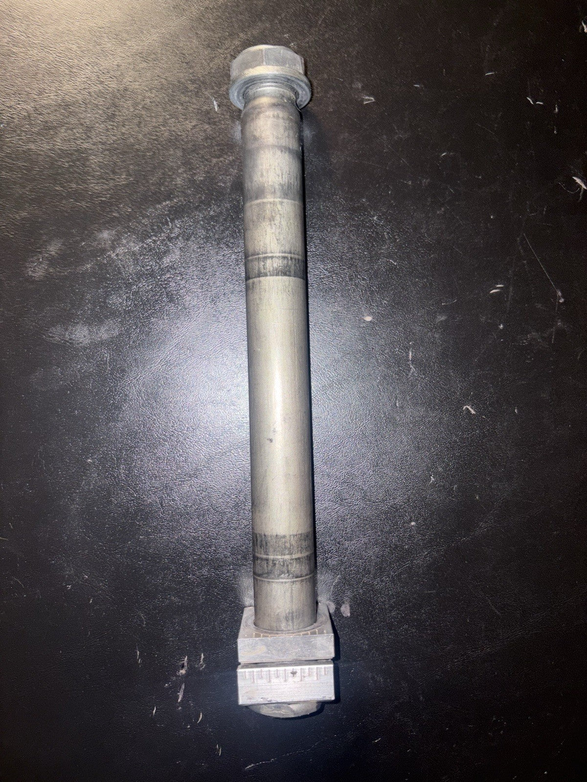 2018 09-22 YZ450F YZ 450F OEM Rear Wheel Axle Bolt Shaft Pivot Nut Spindle Block