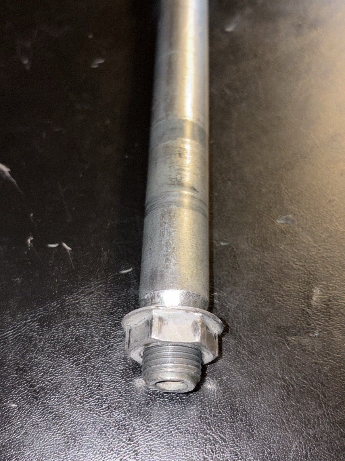 2006 YAMAHA YZ450F YZ 450F OEM FRONT WHEEL AXLE BOLT NUT