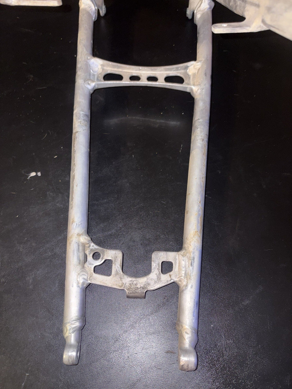 2005 04 - 05 CRF250R CRF250 Sub Frame Chassis Seat Rail Subframe 50200-KRN-730