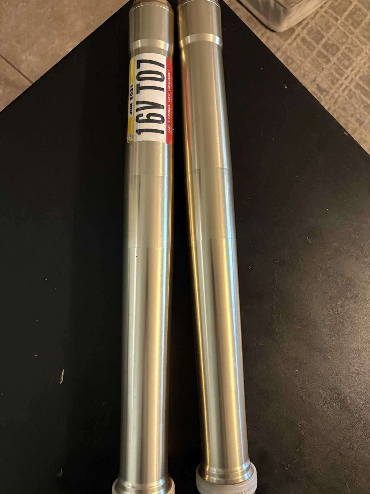2006 - 2009 Yamaha YZ450F OEM Front Forks KYB SSS Suspension Shock Absorbers