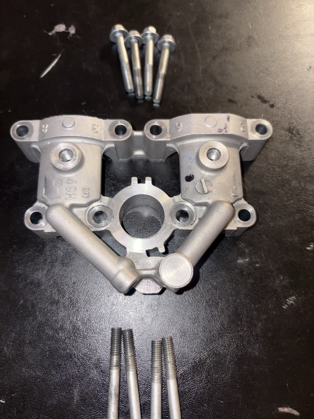 2016 Rmz250 Cylinder OEM Head Camshaft Cam Tower Bridge Caps Mount Clamp