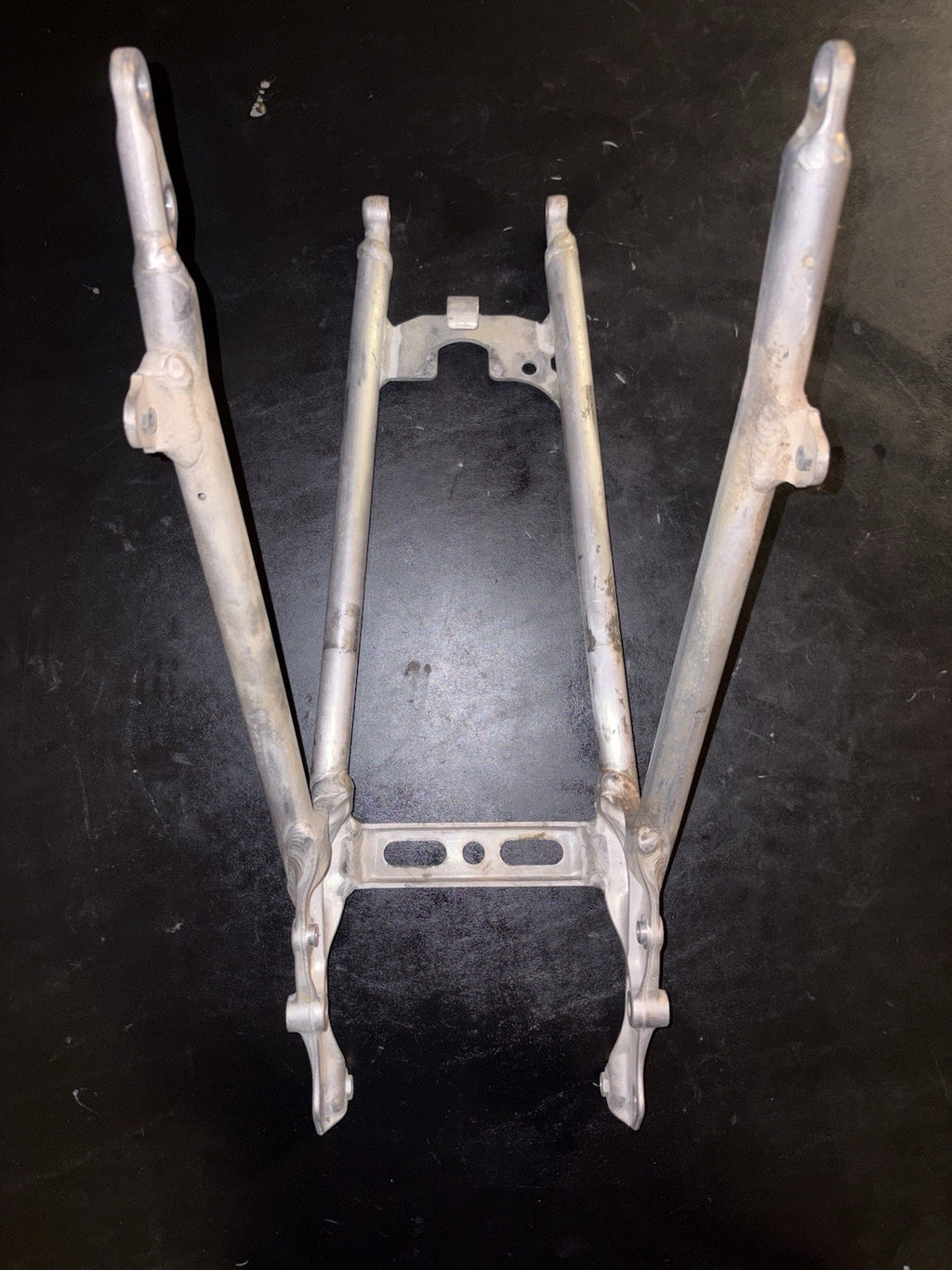 2008 08 HONDA CRF250R CRF 250 OEM REAR BACK SUBFRAME SUB FRAME BRACKET MOUNT