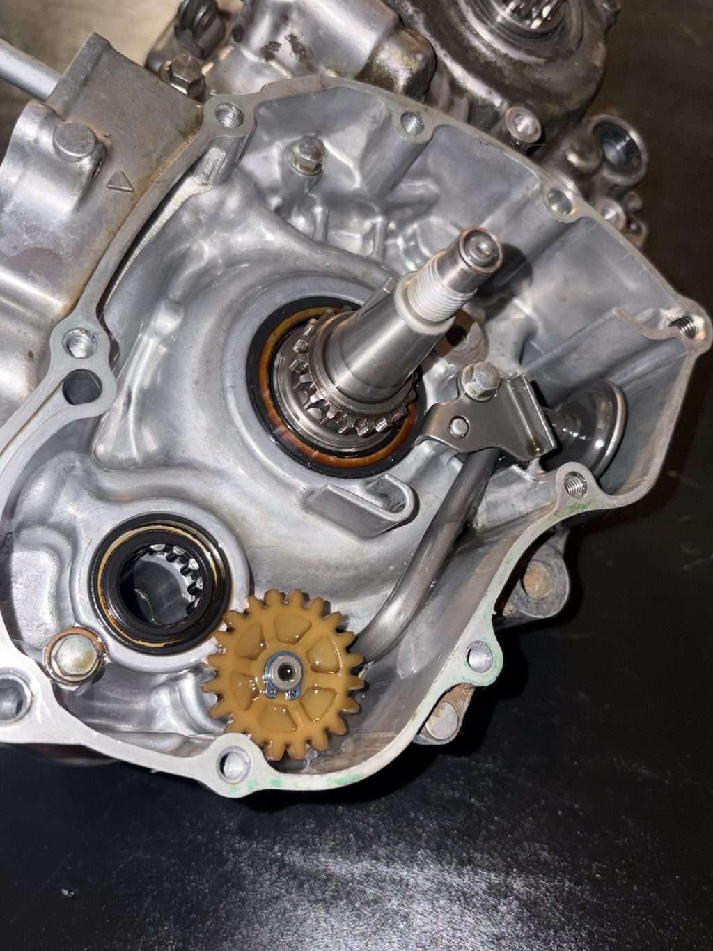 2008 Honda CRF450R Engine Transmission Bottom End Crankcase Crank Case Block Box