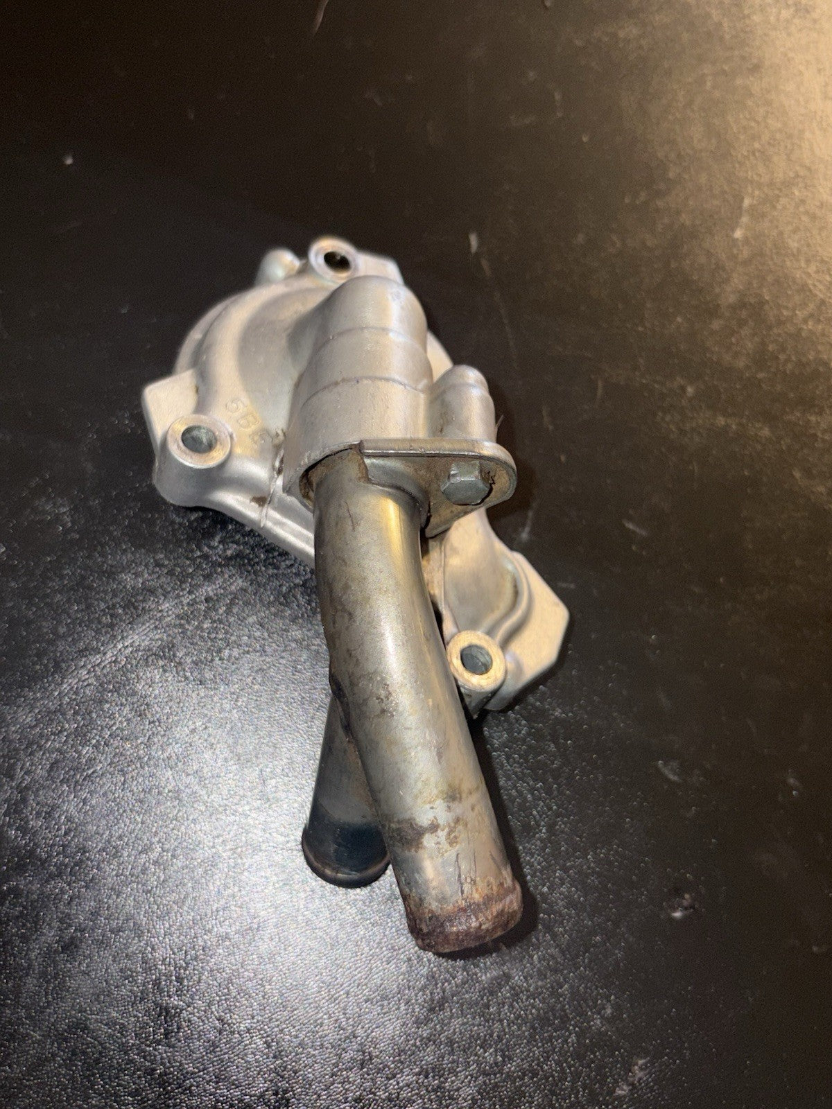 2004 Yamaha 03-09 YZ450F OEM ENGINE WATER PUMP HOUSING COVER 5BE-12422-20-00