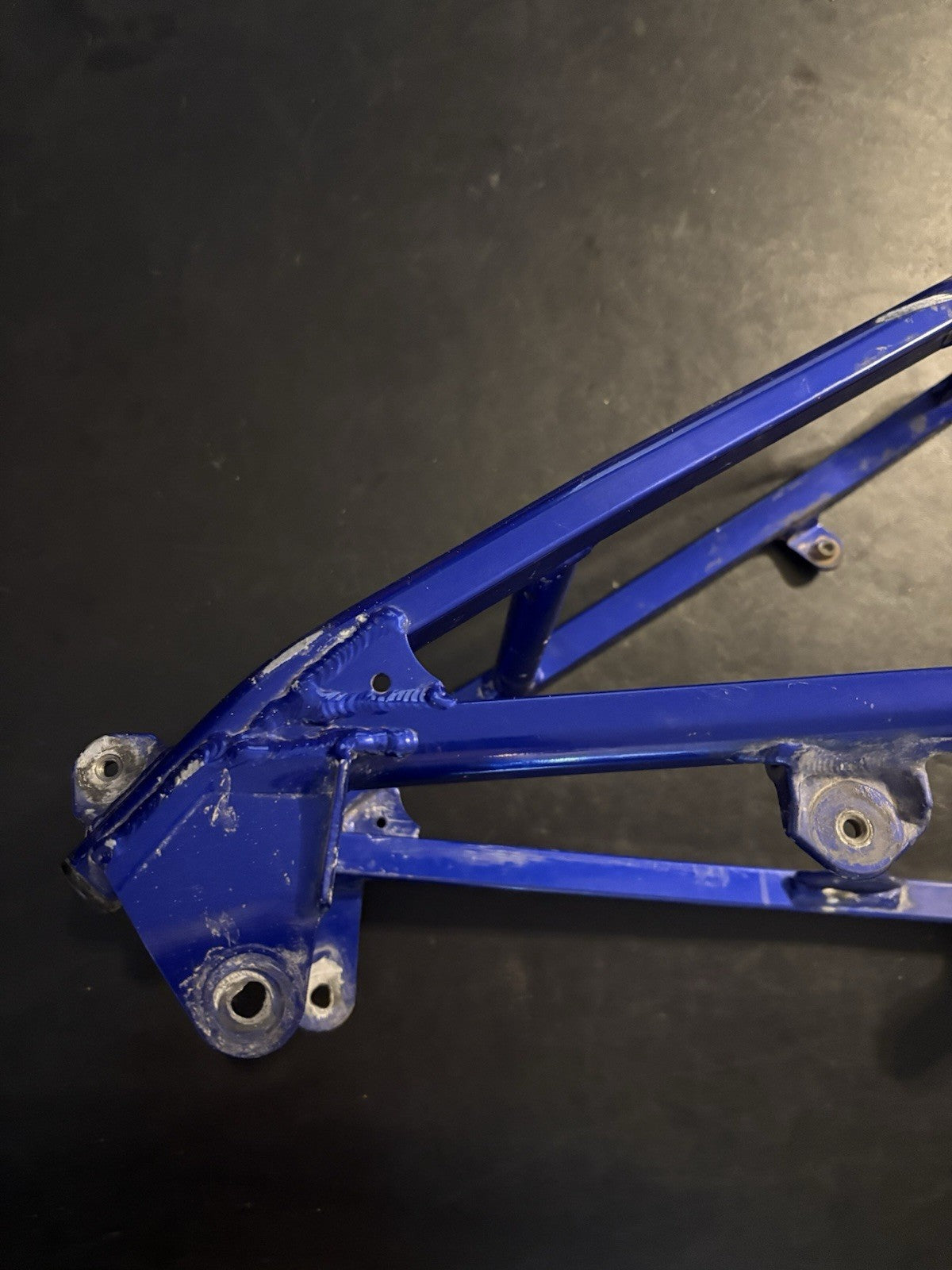 2000 YAMAHA YZ125 OEM SUBFRAME REAR SUB FRAME SEAT SUPPORT 5HC-21190-00-P0