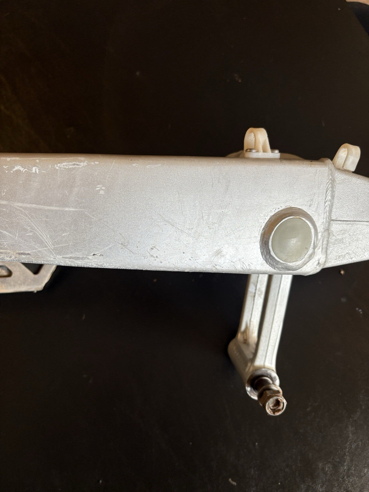 2000 Yamaha Yz125 Swing Arm Rear Shock Link Linkage Dog Bone Chain Guide Slider