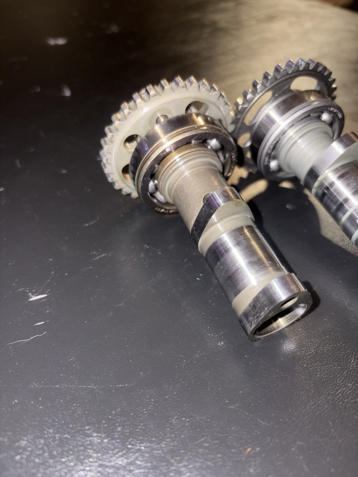 2003-2006 YAMAHA YZ450F OEM INTAKE EXHAUST CAM SHAFT CAMSHAFTS 5TA-12170-10-00