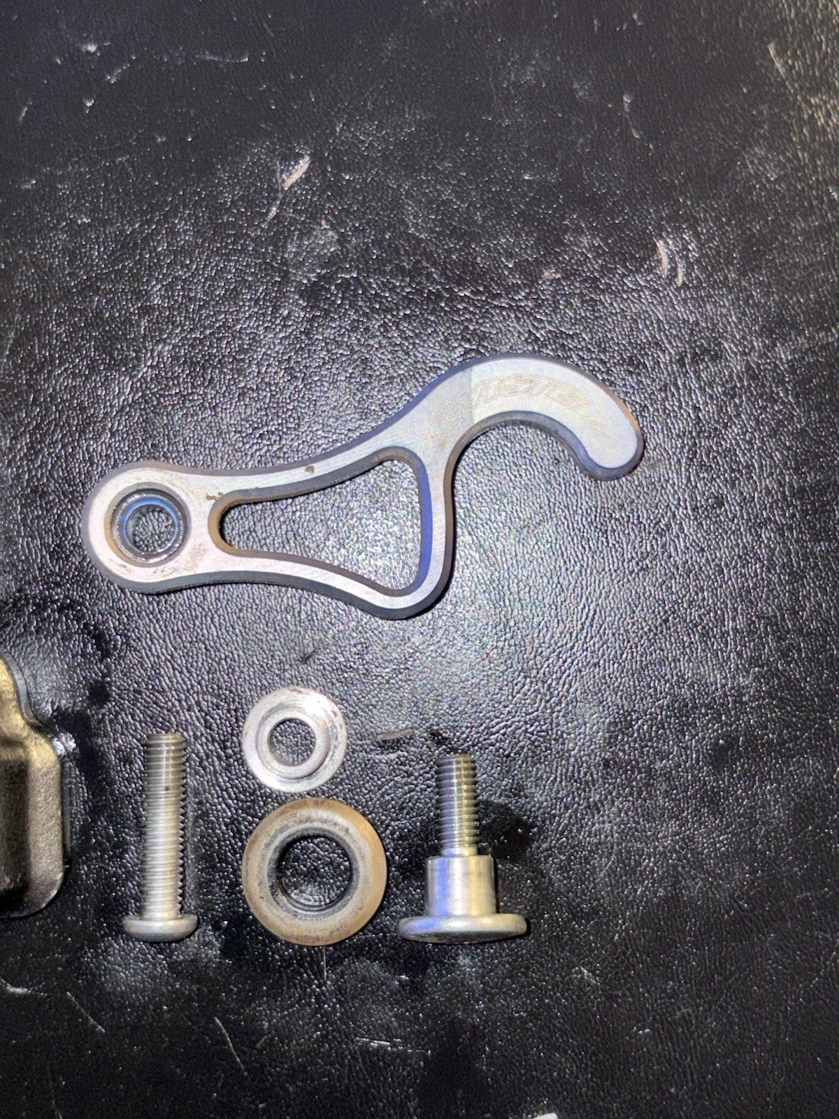 2015 YAMAHA YZ250F OEM CYLINDER HEAD VALVE COVER BOLTS 1SM-11191-00-00 #141