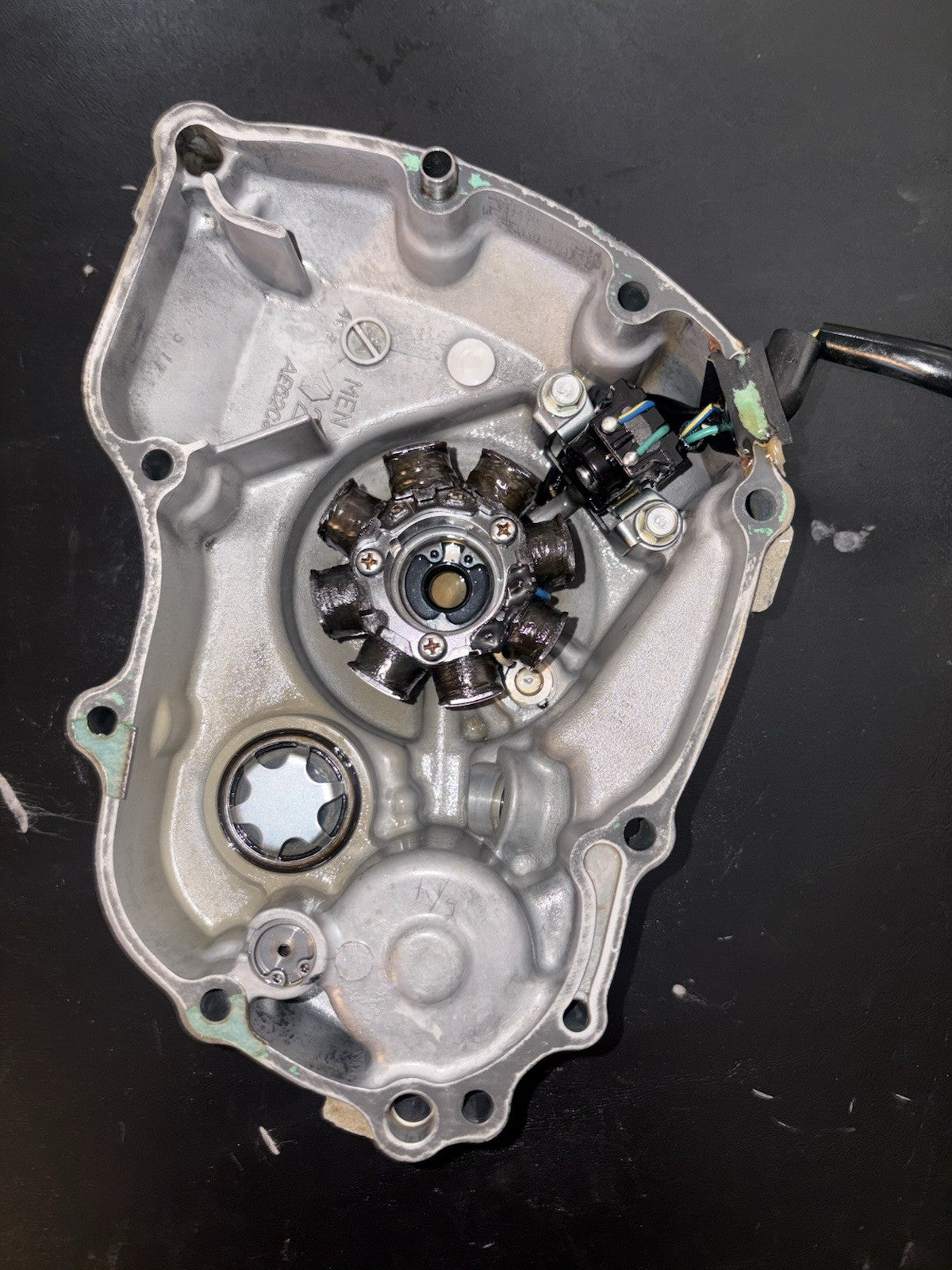 2008 2005-2008 Honda CRF450R OEM STATOR COIL ENGINE IGNITION COVER