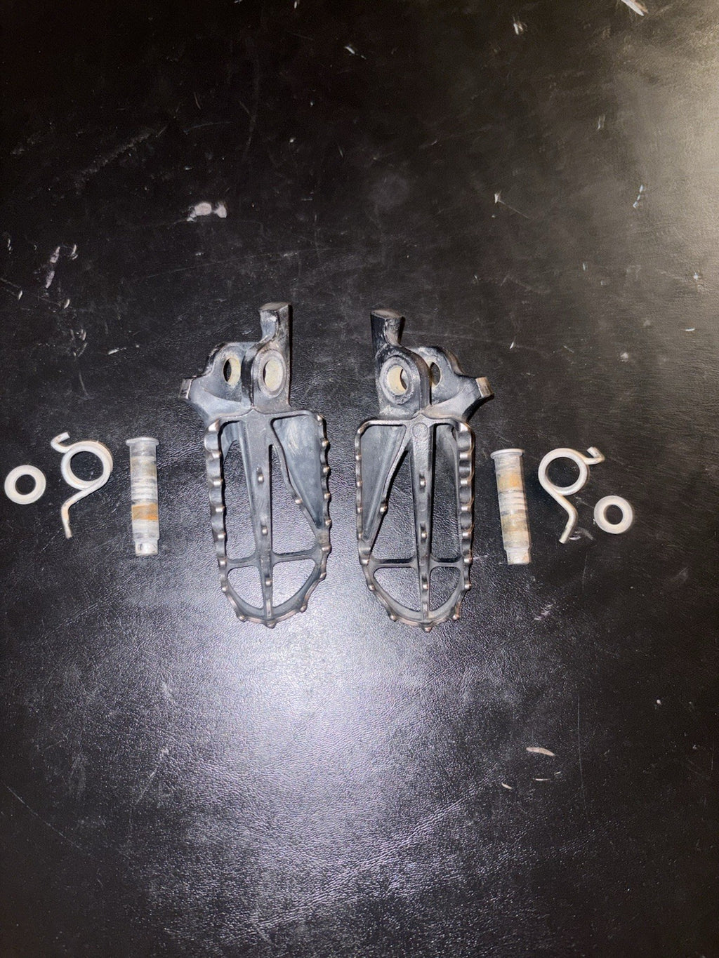 2004 - 2008 Honda CRF250R OEM Footpegs Kit Foot Pegs Rests