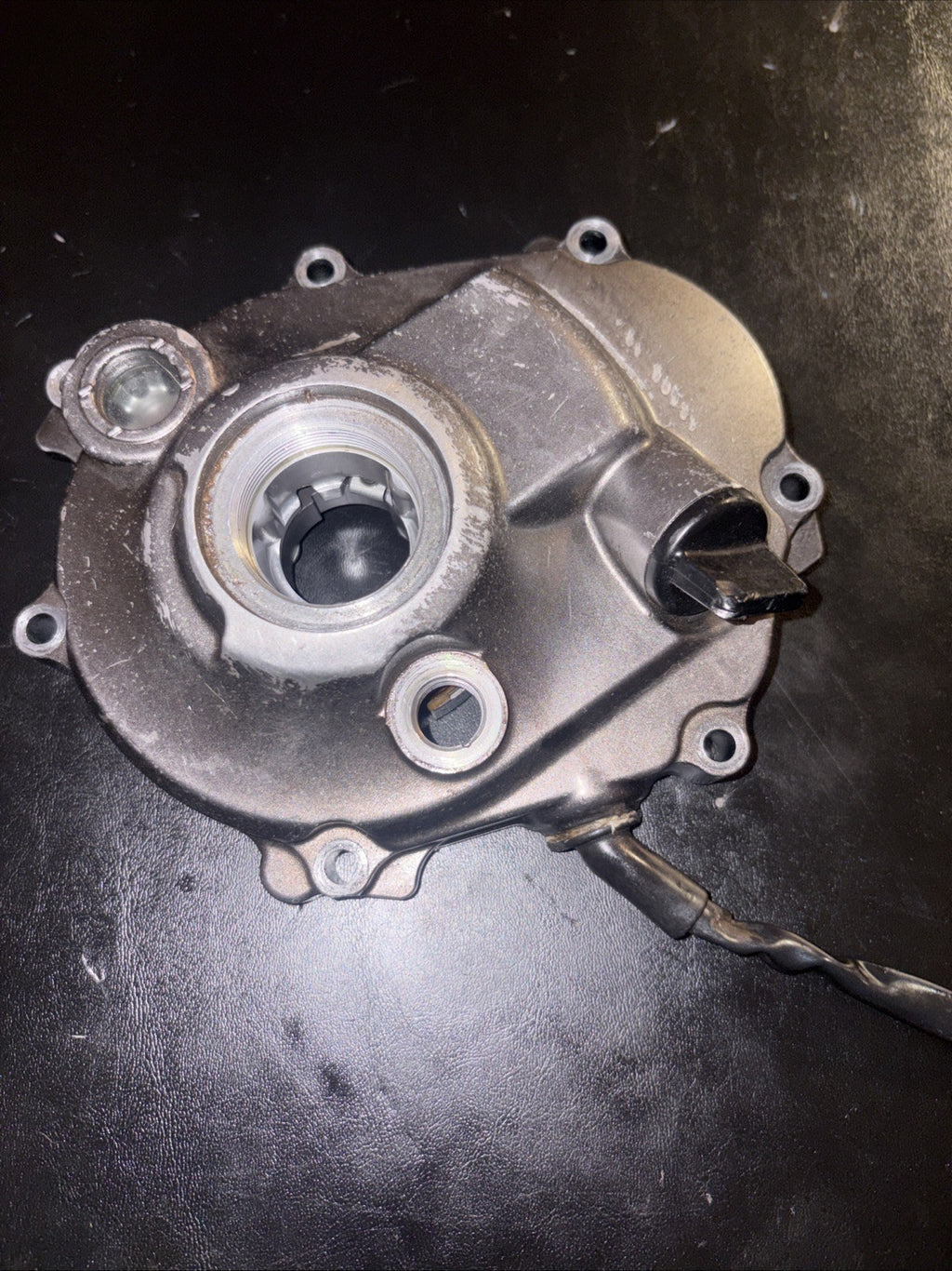 2014 - 2017 15 YAMAHA YZ250F YZ 250 F OEM Stator Magneto Generator  Cover