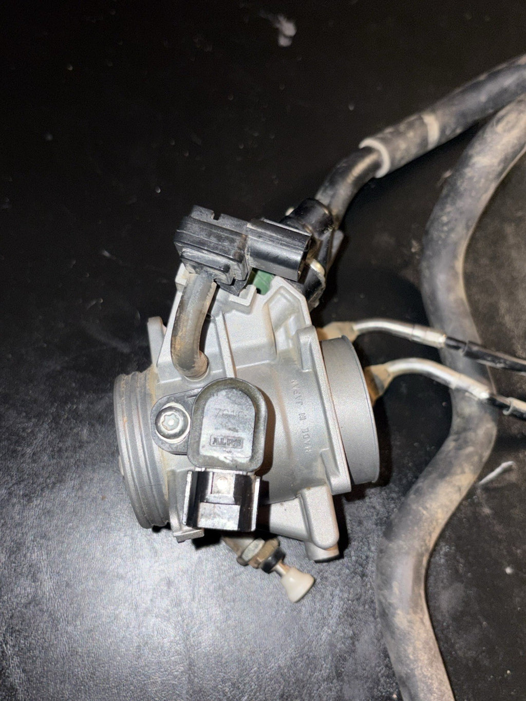 2012 Yamaha Yz450f  OEM Mikuni Throttle Body Fuel Injector Efi Cables Assembly