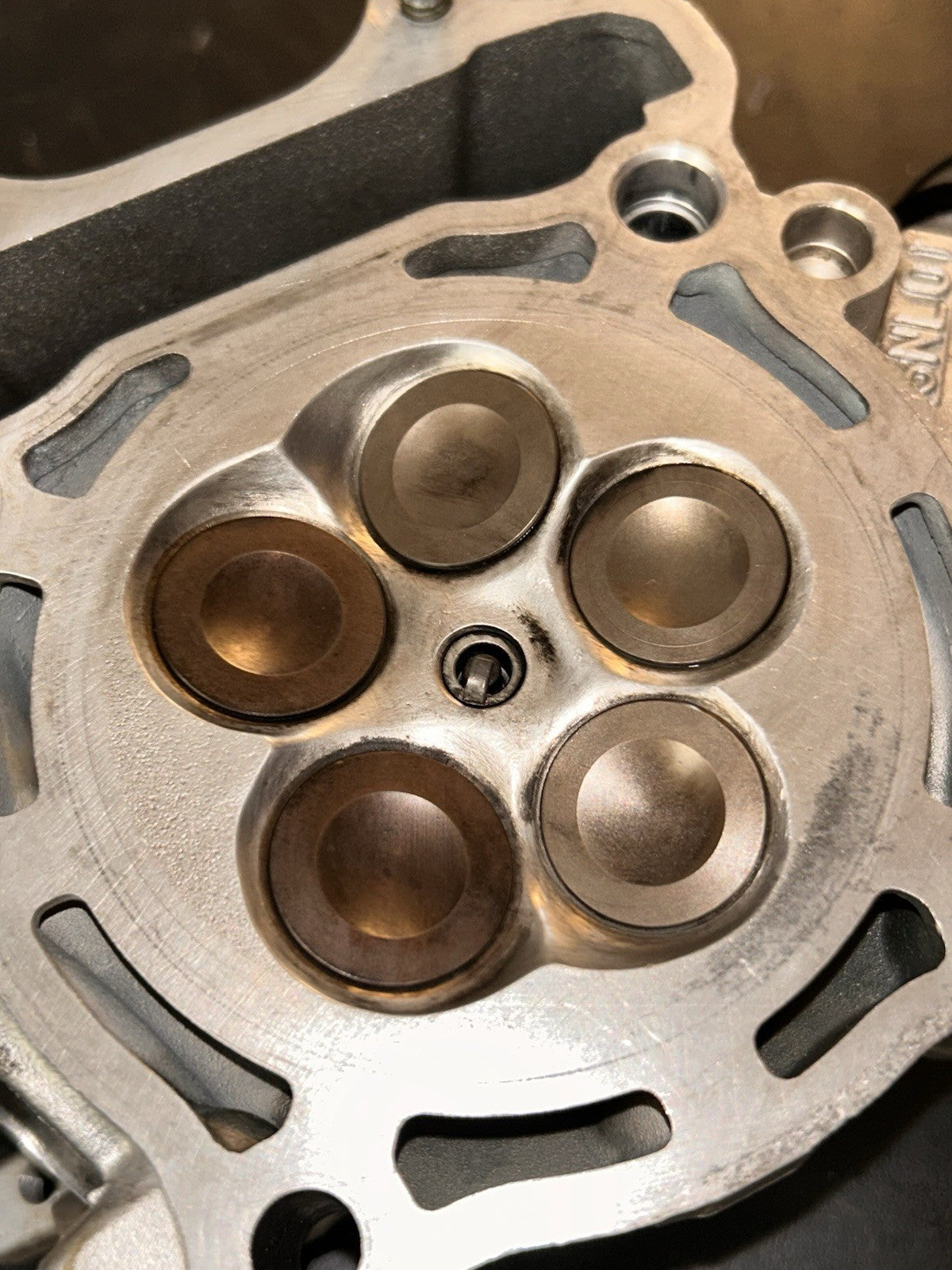 2004 Yamaha Yz250f OEM Cylinder Head Complete Valves Valve Train Assembly Top