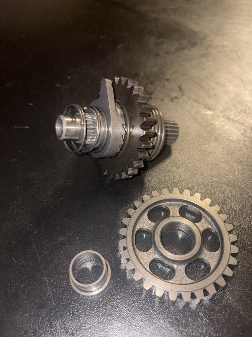 2003 02-07 HONDA CR250R OEM KICK START STARTER SHAFT SPRING IDLER GEAR ASSEMBLY