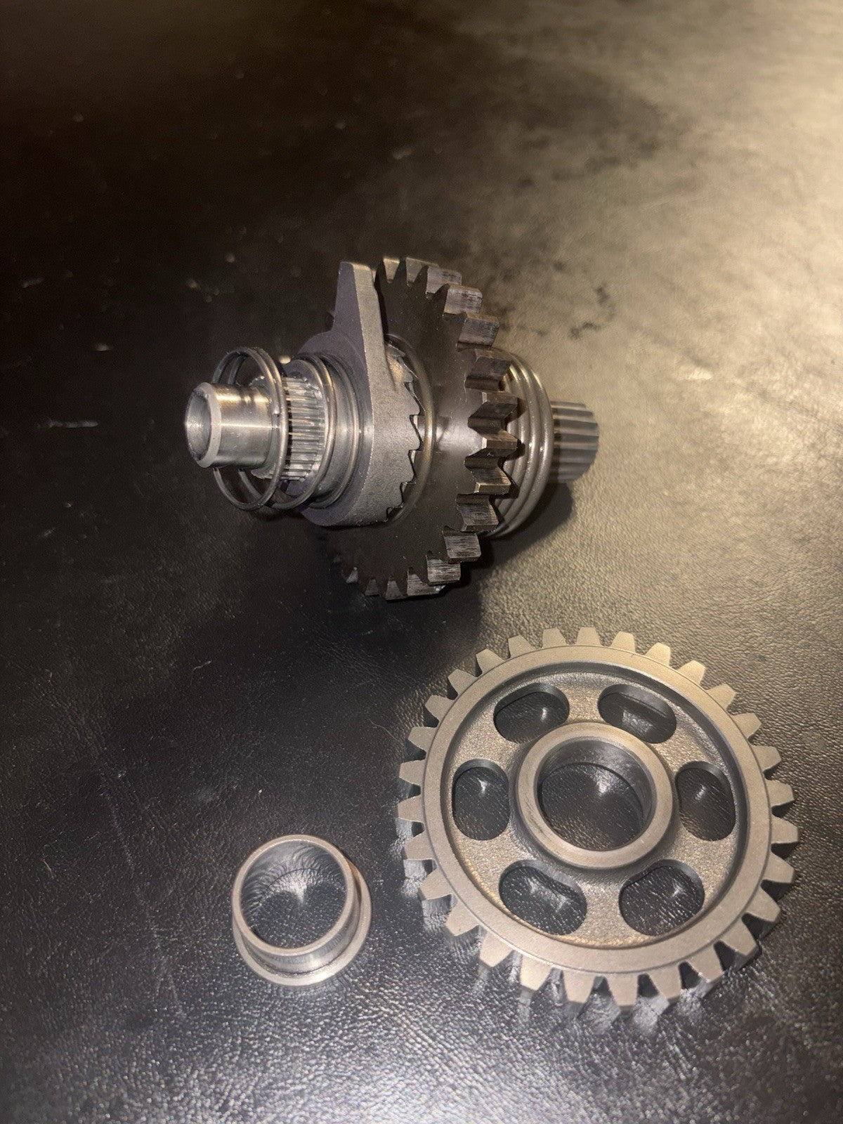 2003 02-07 HONDA CR250R OEM KICK START STARTER SHAFT SPRING IDLER GEAR ASSEMBLY