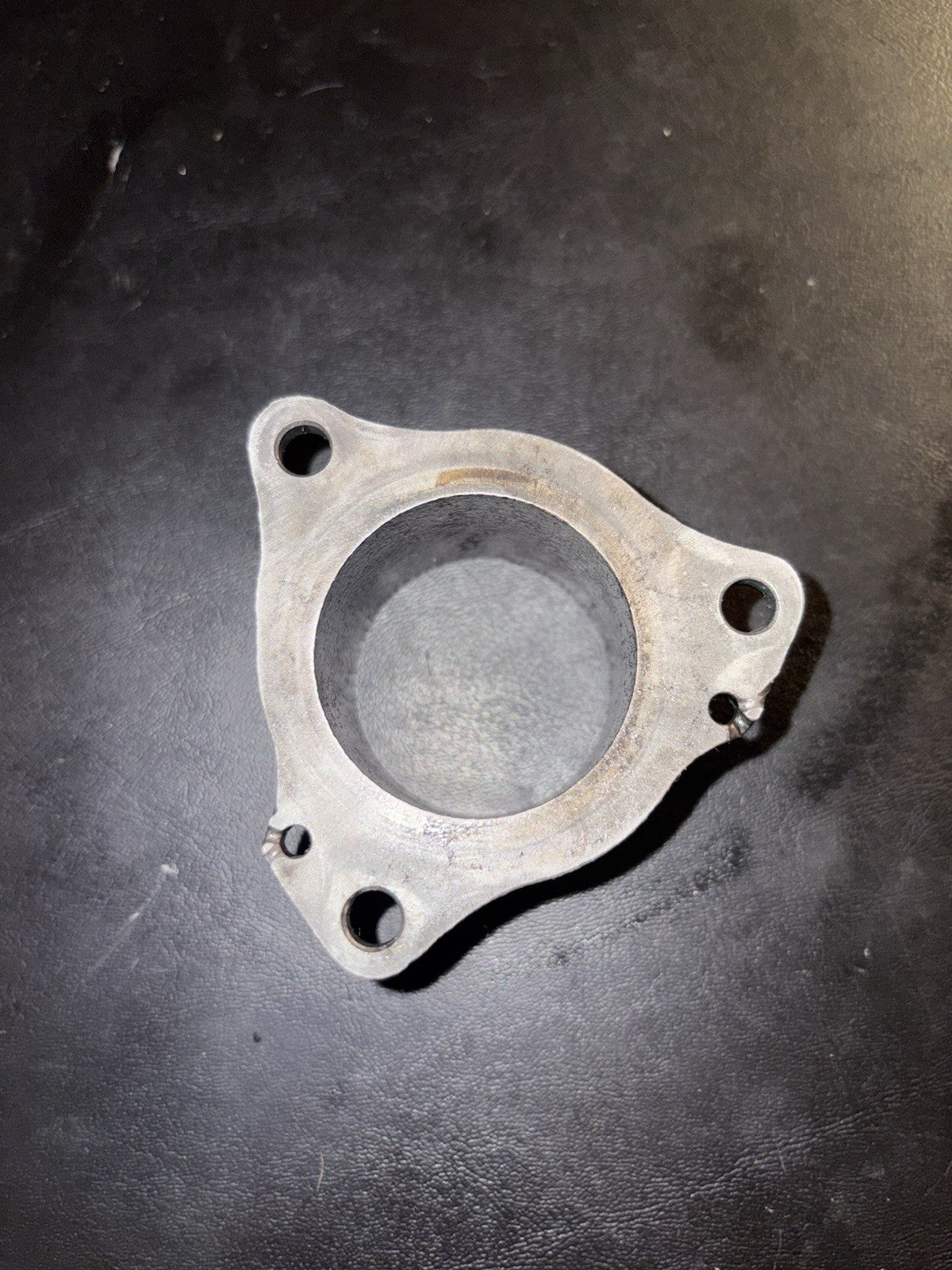 2003 2004 OEM Cylinder Exhaust Headed Expansion Chamber Mount Flange