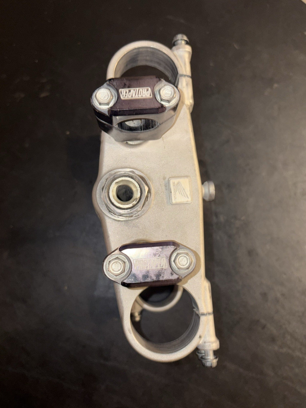 2003 Honda Cr250 Top Bottom Triple Tree Clamp Steering Stem Pro Taper Bar Clamps