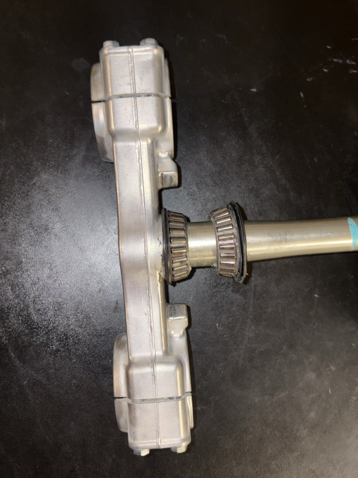 2008 - 2009 HONDA CRF250R OEM TRIPLE TREE FRONT FORKS STEERING STEM CLAMPS MOUNT