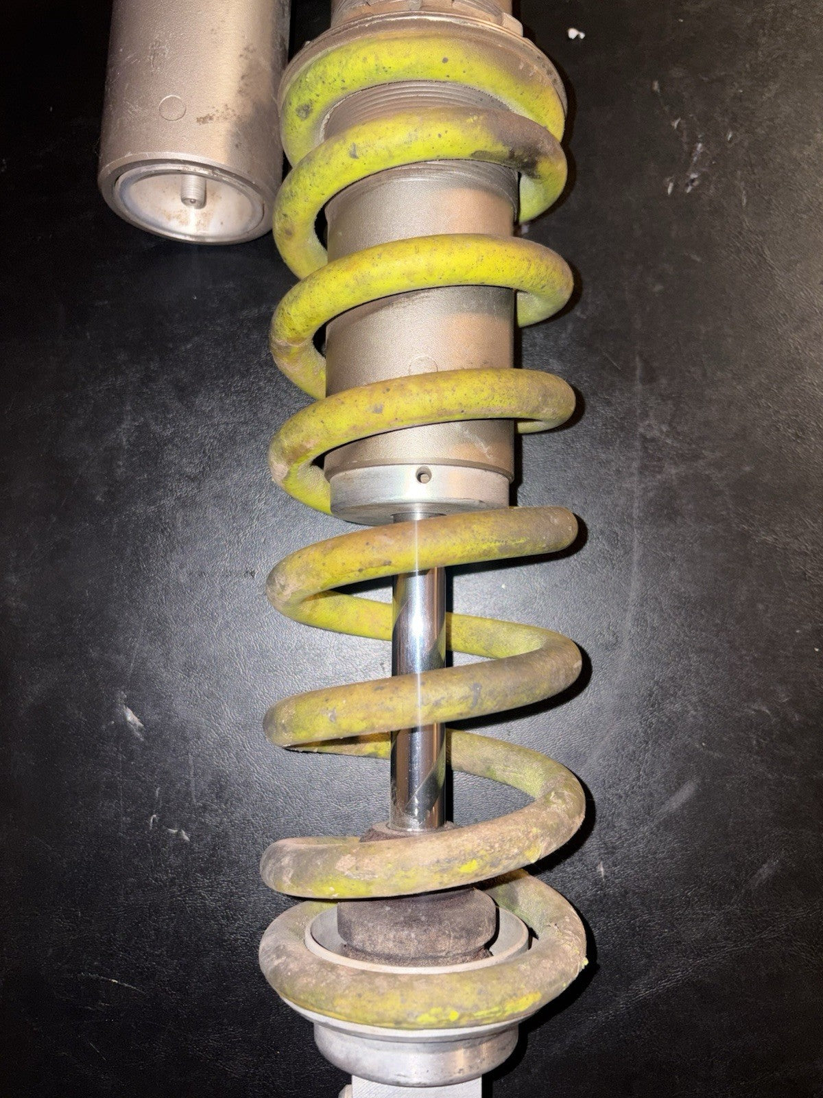 2004 04 CRF450R CRF450 OEM Rear Shock Absorber Damper Suspension Spring Assembly