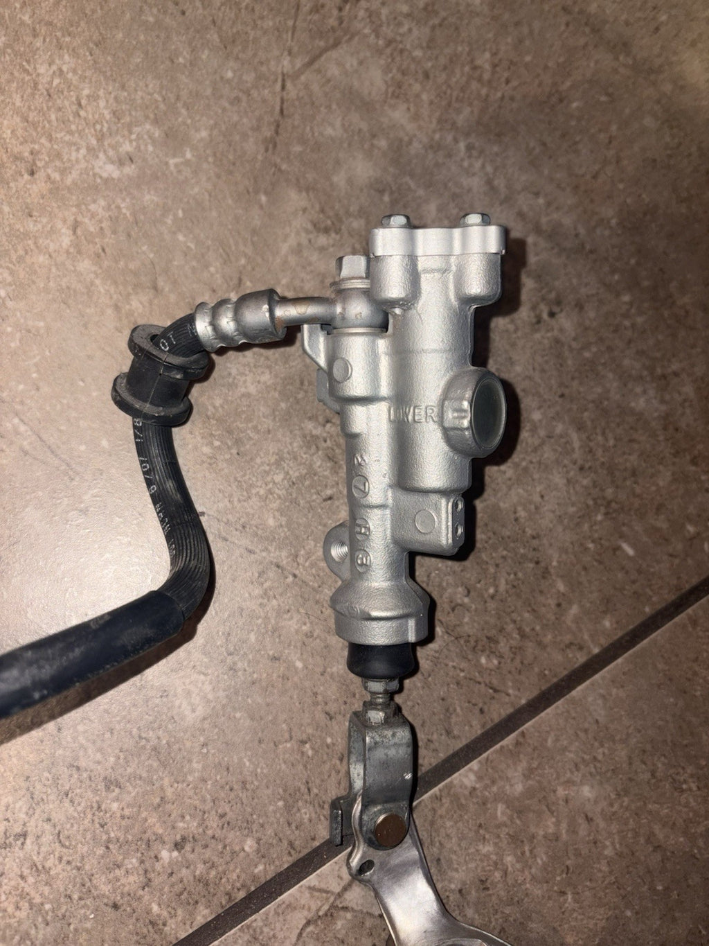 2005 Honda Crf250r OEM Rear Brake Assembly Master Cylinder Caliper Line