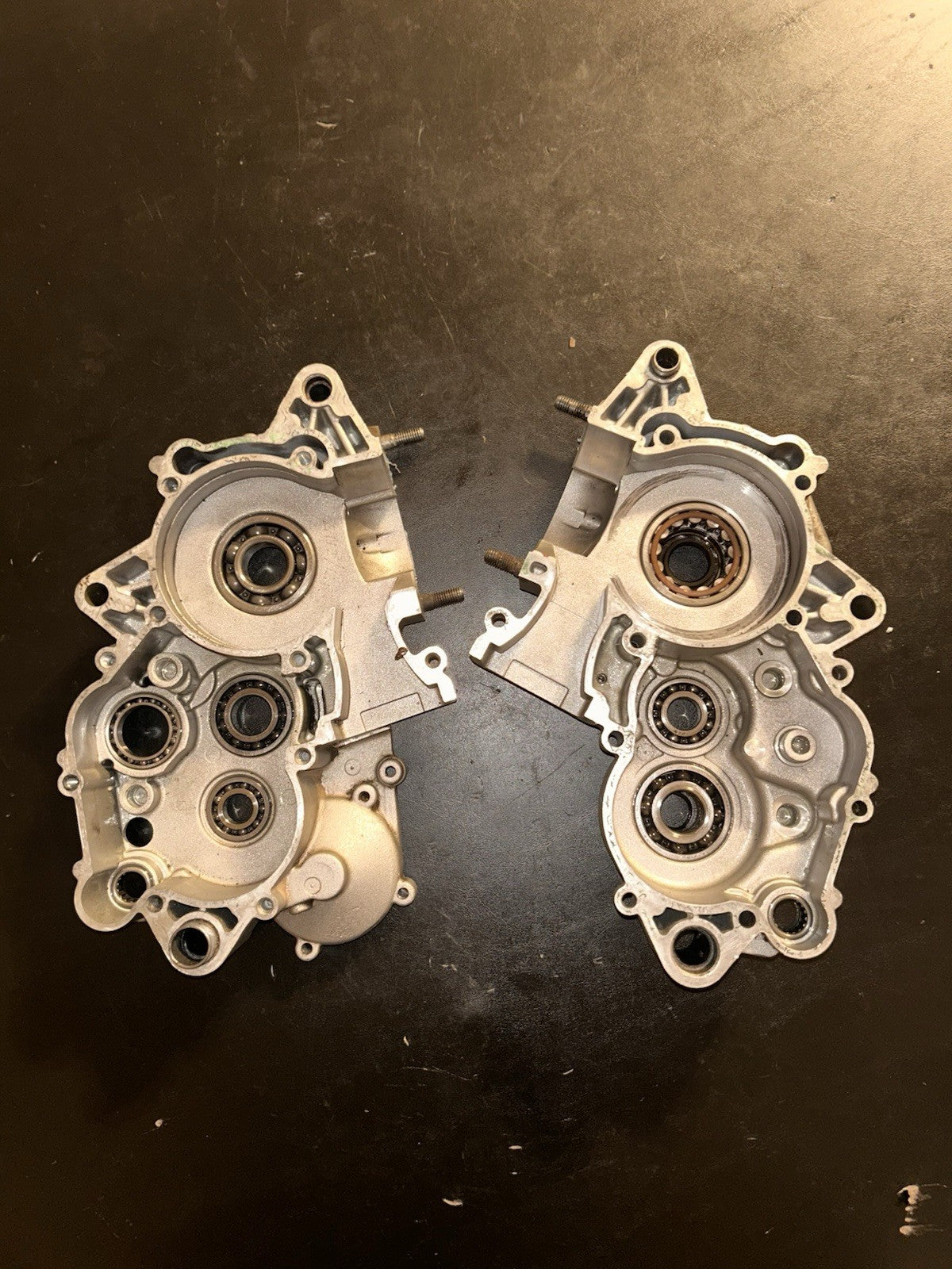 2013 - 2017 KTM Sx85 85 SX Oem Left Right Engine Crankcase Cases Block Bottom
