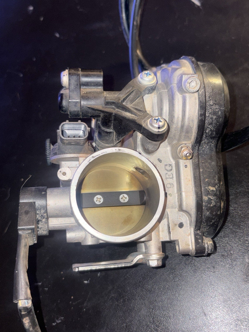 2016 - 2018 Suzuki RMZ250 OEM Throttle Body Assembly Fuel injector EFI