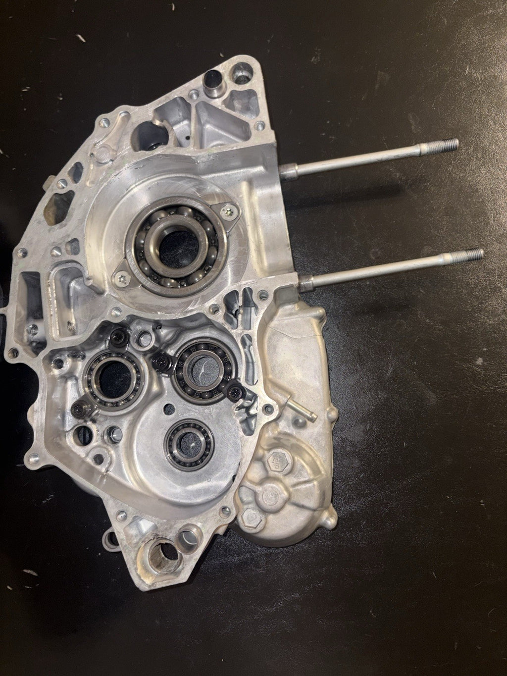 2006 Honda Crf250r OEM Engine Motor Crankcase Cases Block Bottom End Left Right