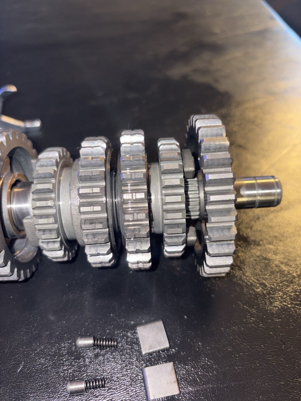 00-01 2000 YZ125 YZ 125 OEM Transmission Axle Shaft Gears Gearbox Shift Assembly