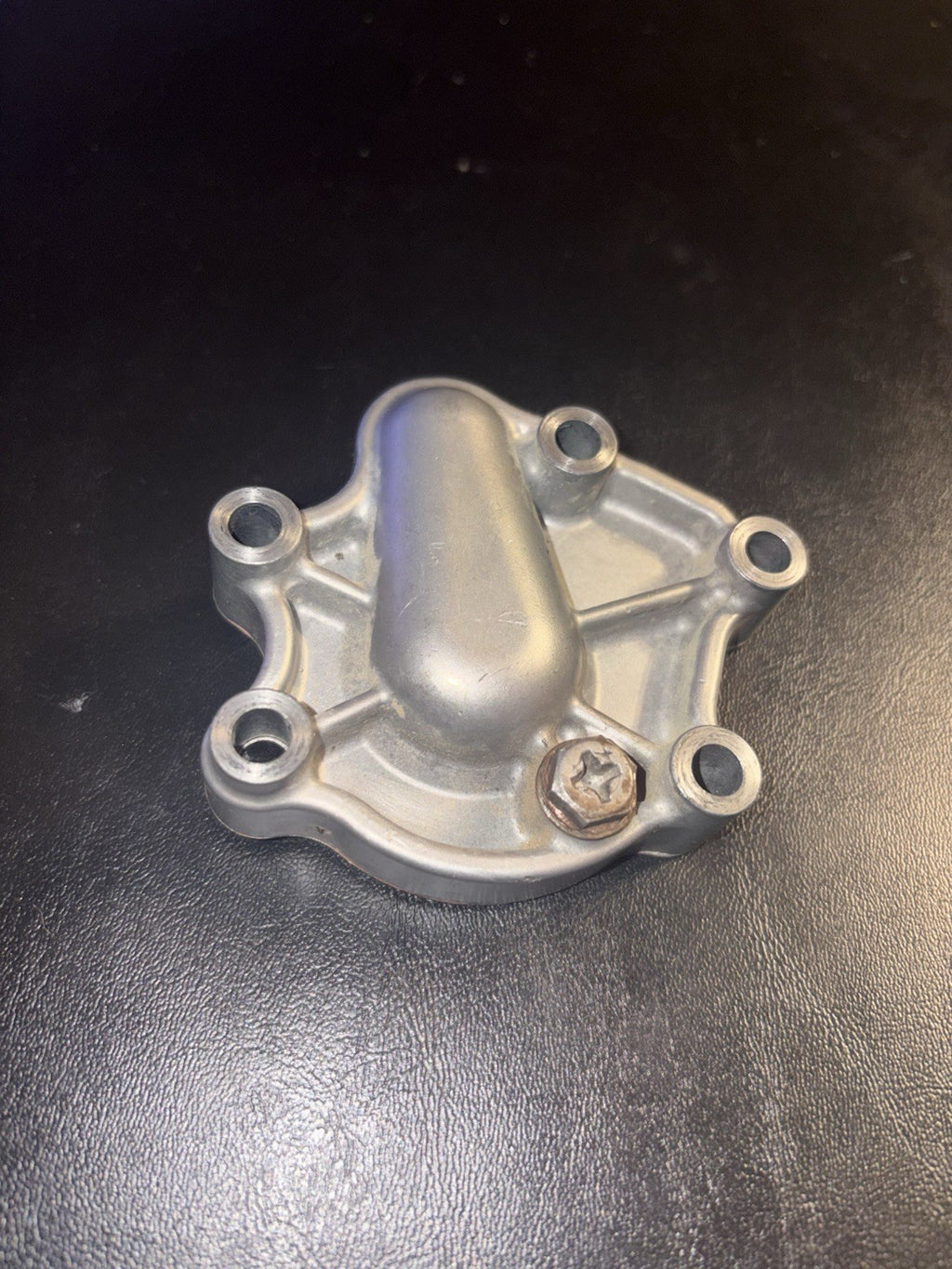 2003 02-07 HONDA CR250R OEM ENGINE WATER PUMP COOLANT IMPELLER HOUSING COVER