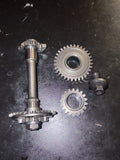 2004-2009 2008 HONDA CRF250R OEM CRANK PRIMARY COUNTER BALANCE GEAR SHAFT