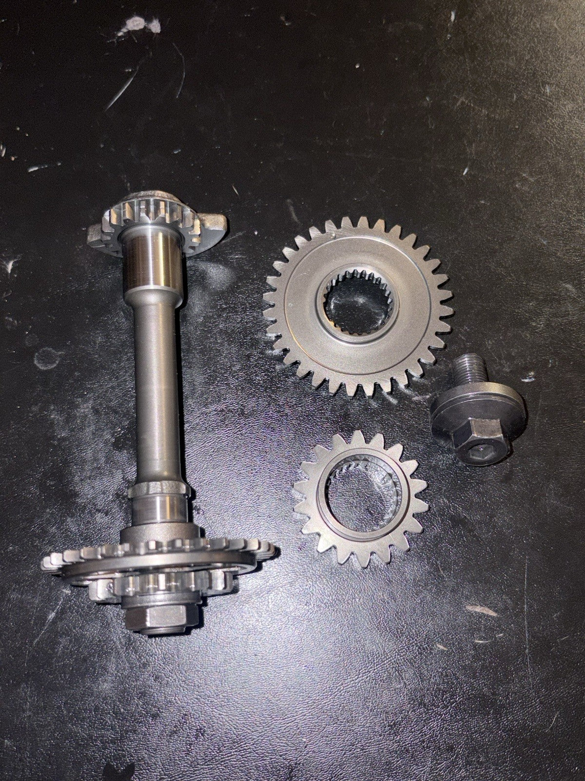 2004-2009 2008 HONDA CRF250R OEM CRANK PRIMARY COUNTER BALANCE GEAR SHAFT