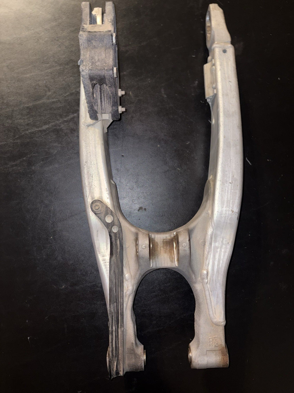 2015 Yamaha YZ250F Swingarm Suspension Rear Swing Control Arm 1SL-22110-00-00