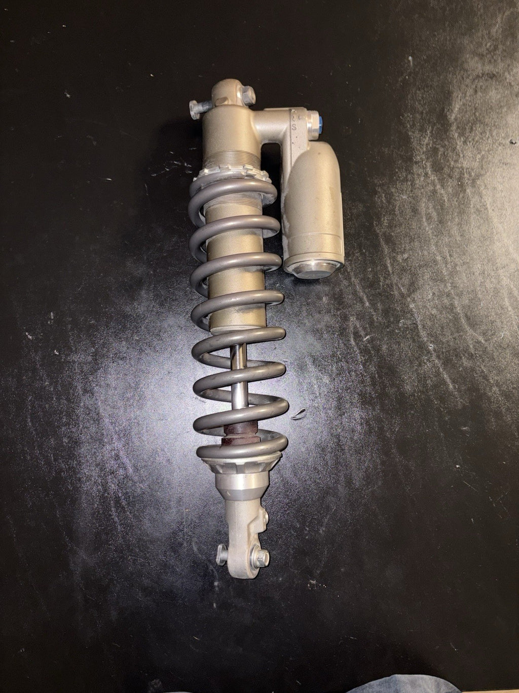 2018 Yamaha YZ450F OEM KYB Rear Shock Assembly Spring Absorber Suspension Bumper