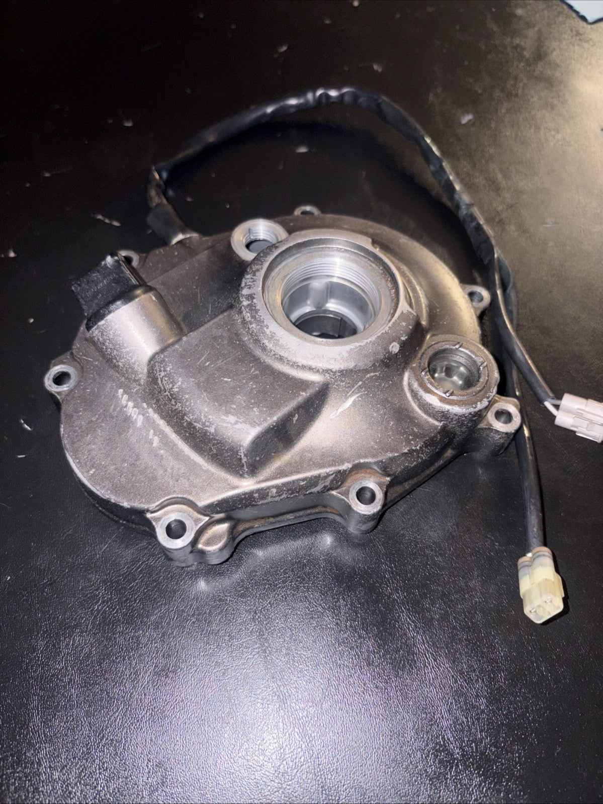 2014 - 2017 15 YAMAHA YZ250F YZ 250 F OEM Stator Magneto Generator  Cover