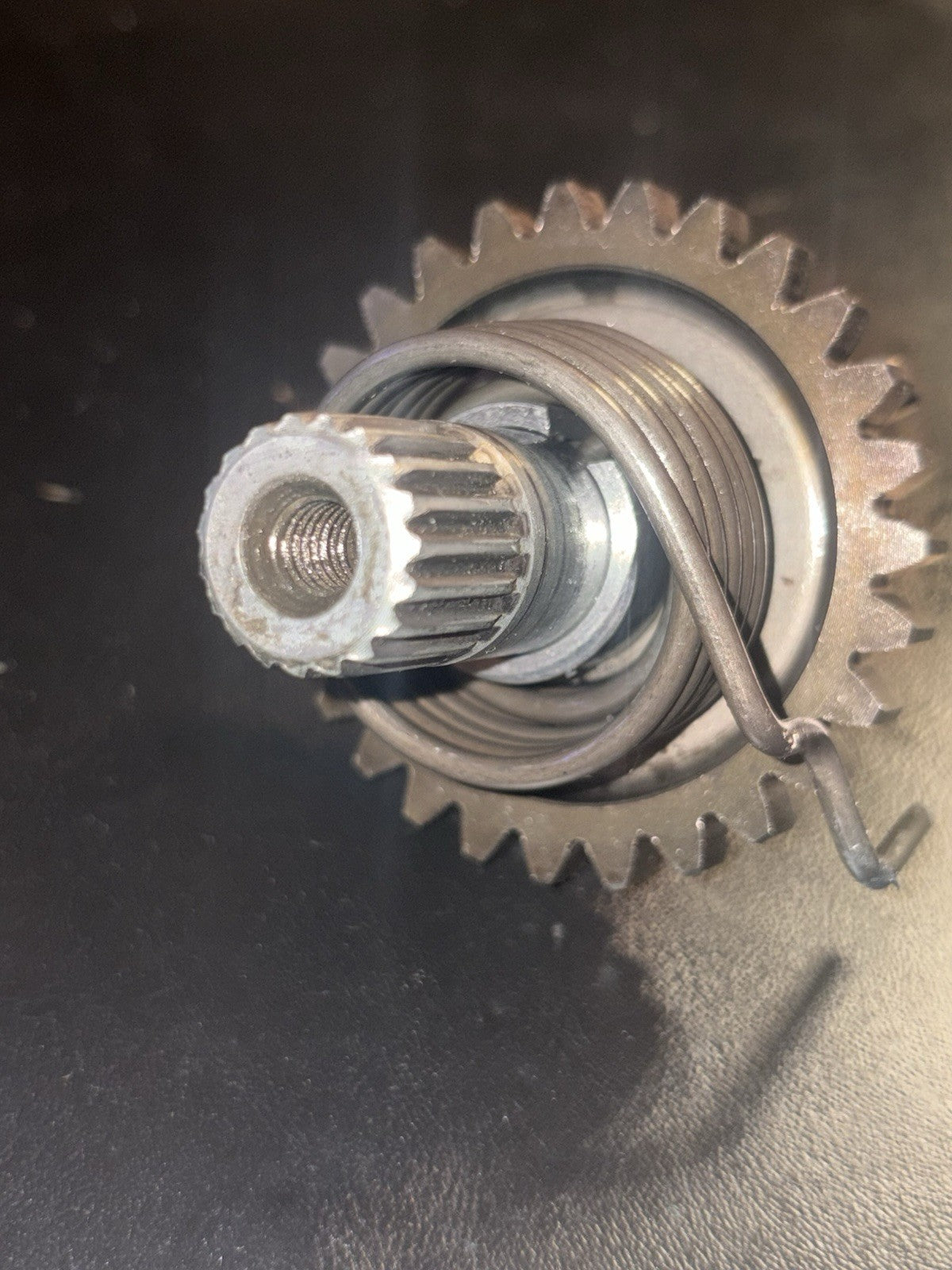 2003 02-07 HONDA CR250R OEM KICK START STARTER SHAFT SPRING IDLER GEAR ASSEMBLY