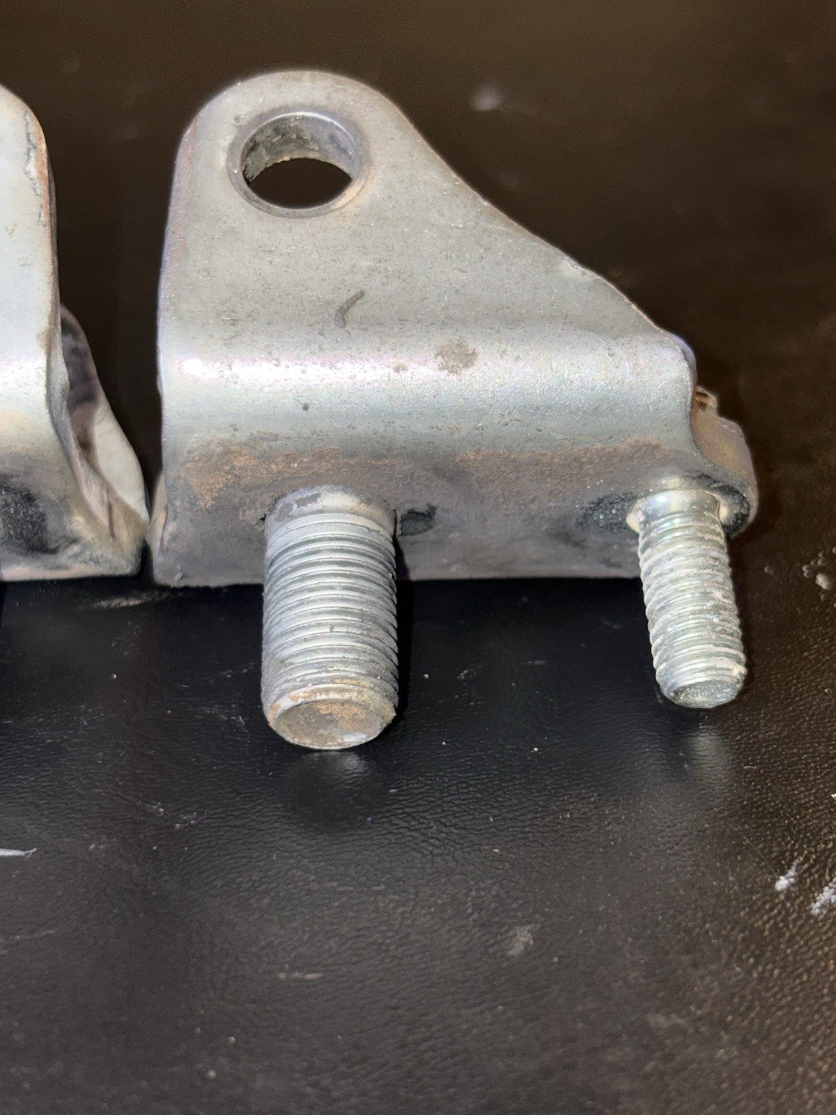 2004 honda 02-12 crf450r OEM LEFT RIGHT FOOT PEG MOUNTS