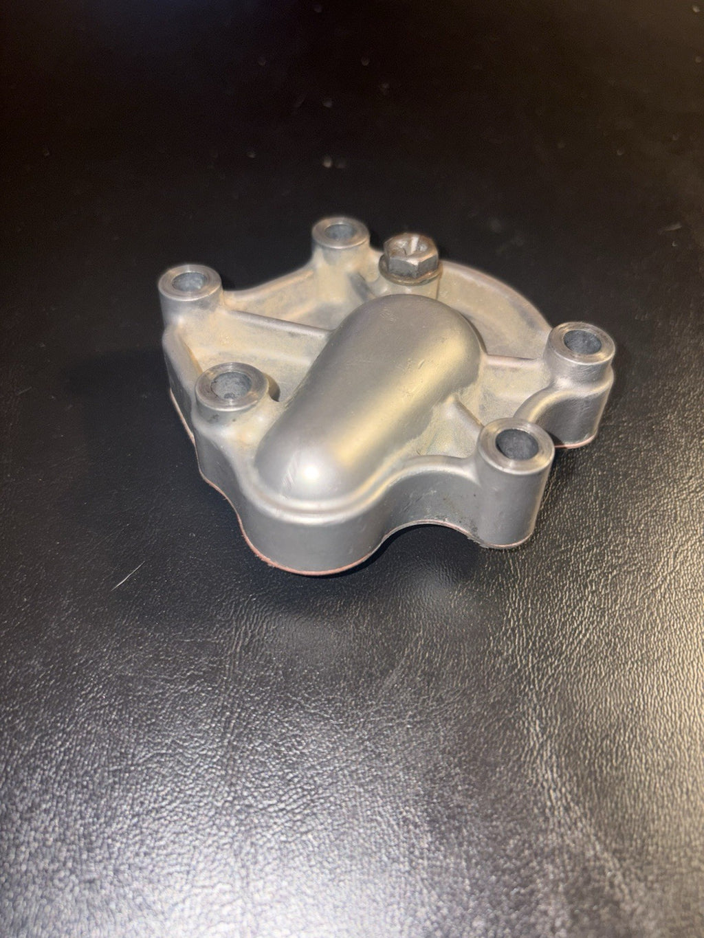 2003 02-07 HONDA CR250R OEM ENGINE WATER PUMP COOLANT IMPELLER HOUSING COVER