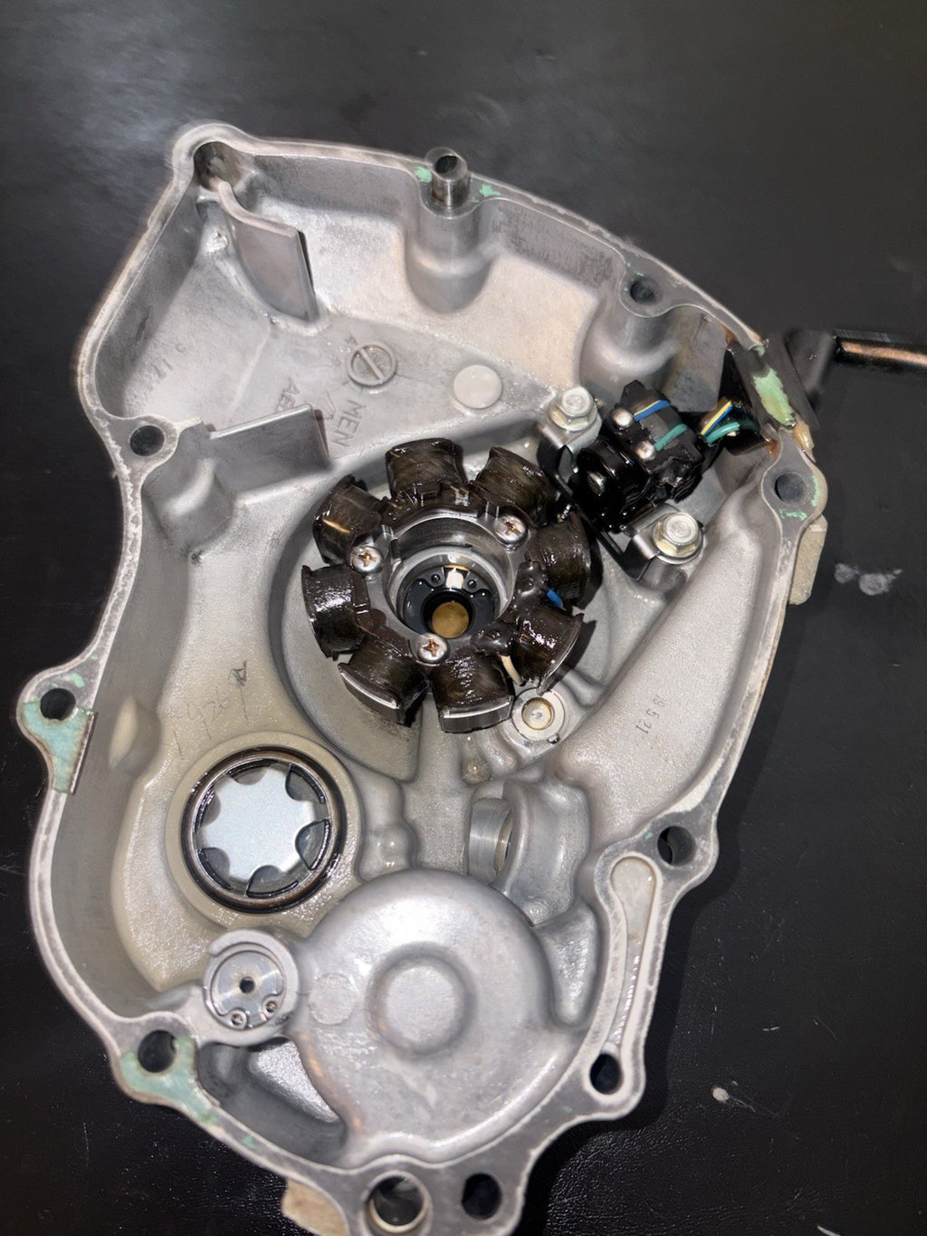 2008 2005-2008 Honda CRF450R OEM STATOR COIL ENGINE IGNITION COVER
